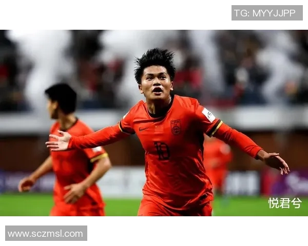 中国U22足球队迎战澳大利亚队全力争胜展现青春风采 中国U22足球队迎战澳大利亚队全力争胜展现青春风采