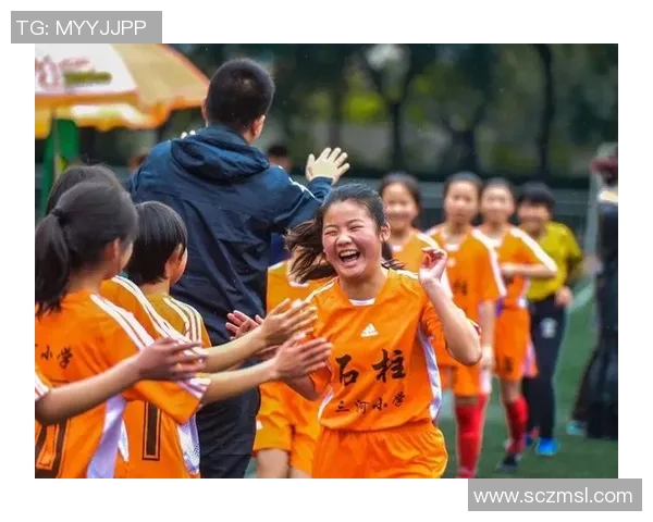 深圳足球队转型之路探索城市联赛新机遇与挑战